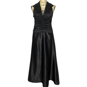 Tadashi Shoji Black Ruched A Line Gown